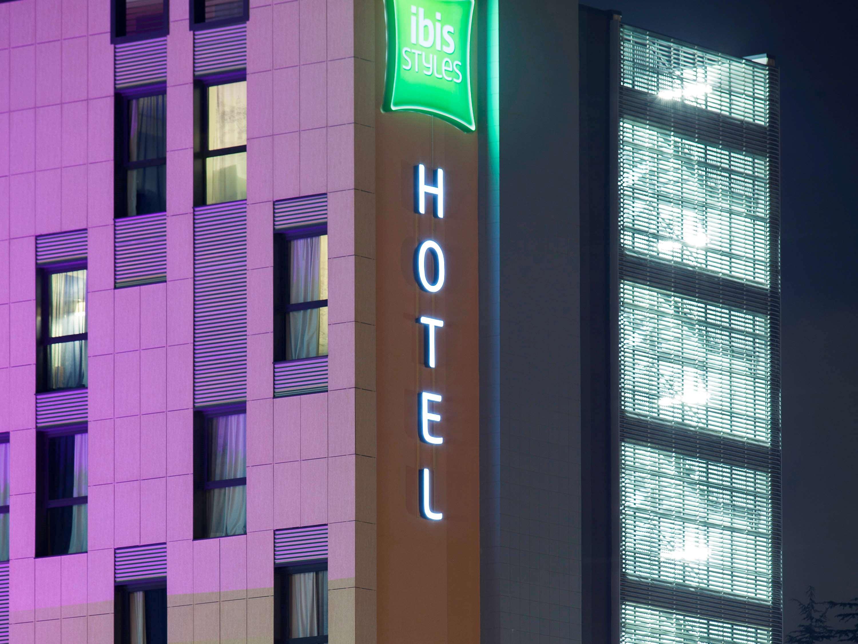 Hotel Ibis Styles Roma Eur Zewnętrze zdjęcie